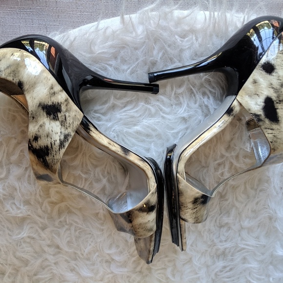 Jessica Simpson stiletto sandals - Picture 6 of 8